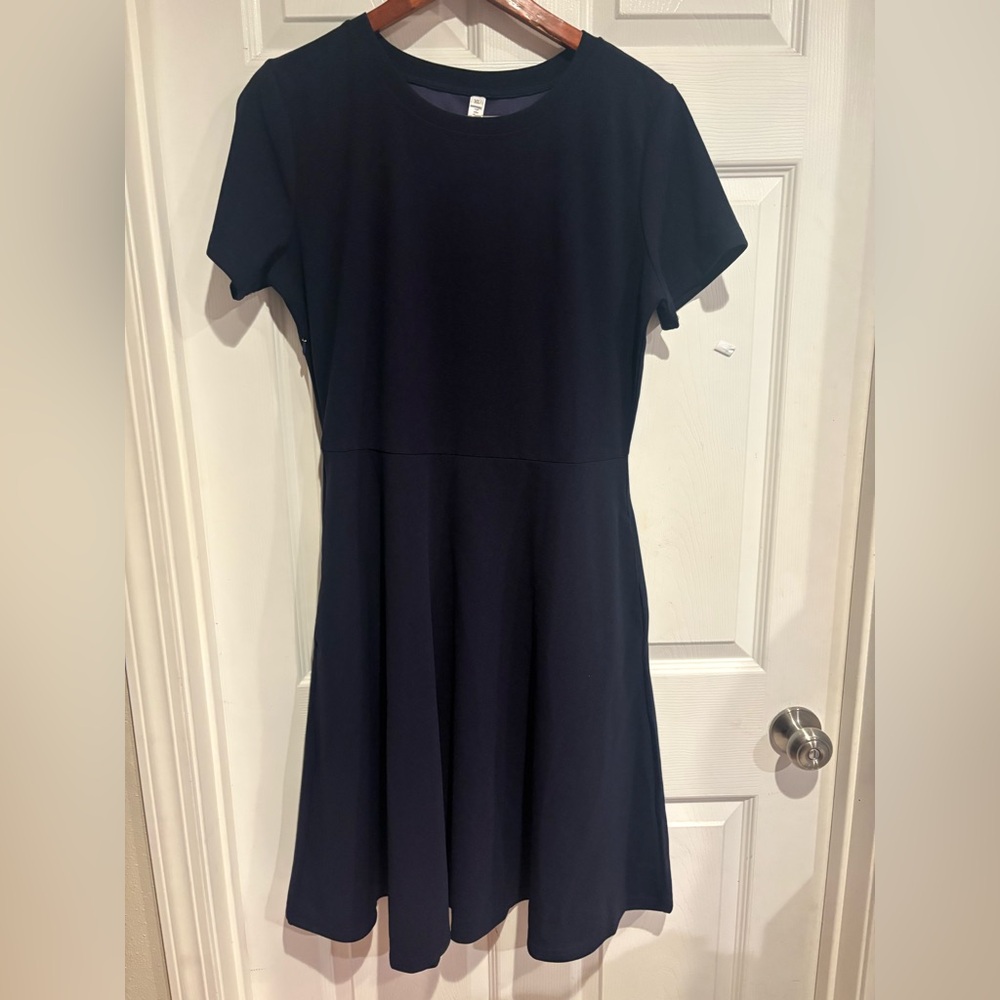Chic Black Short Sleeve Mini Dress